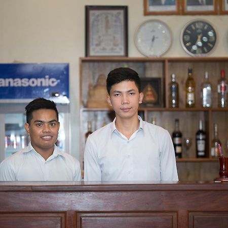 Dv Angkor Villa Siem Reap Extérieur photo