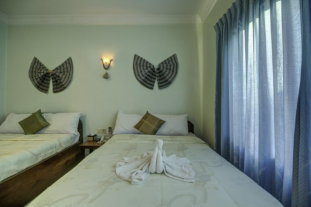 Dv Angkor Villa Siem Reap Extérieur photo